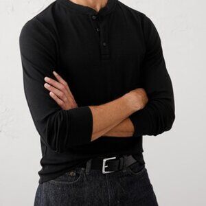 Banana Republic Black Long Sleeve Henley M